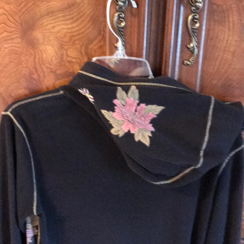 Trade - Picture 3 of 5